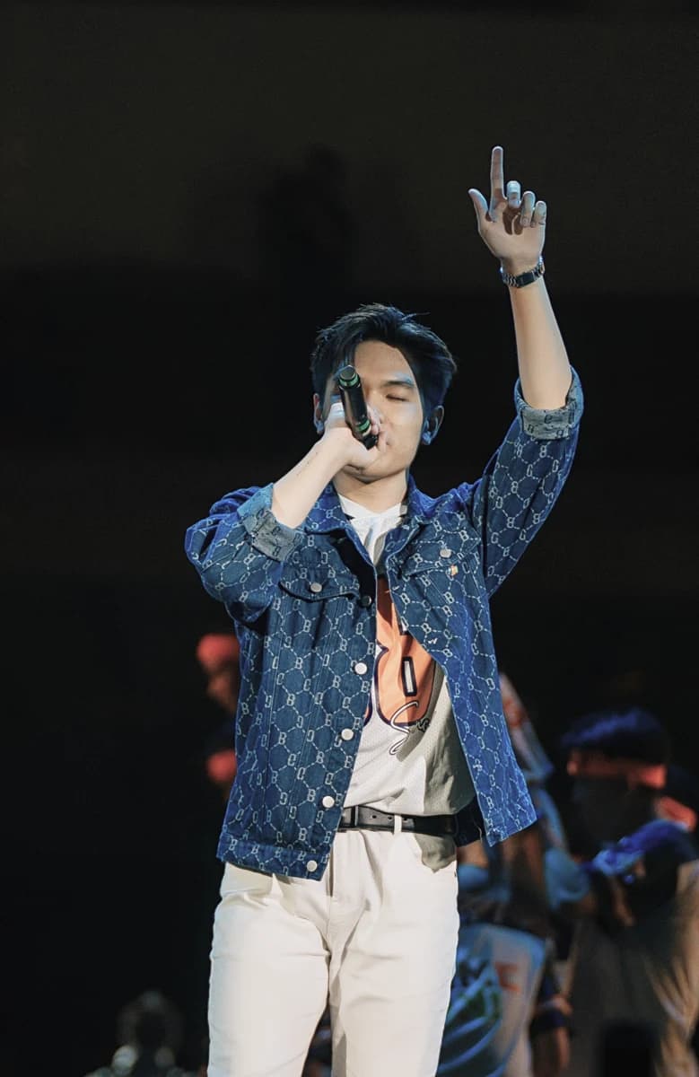 ON STAGE